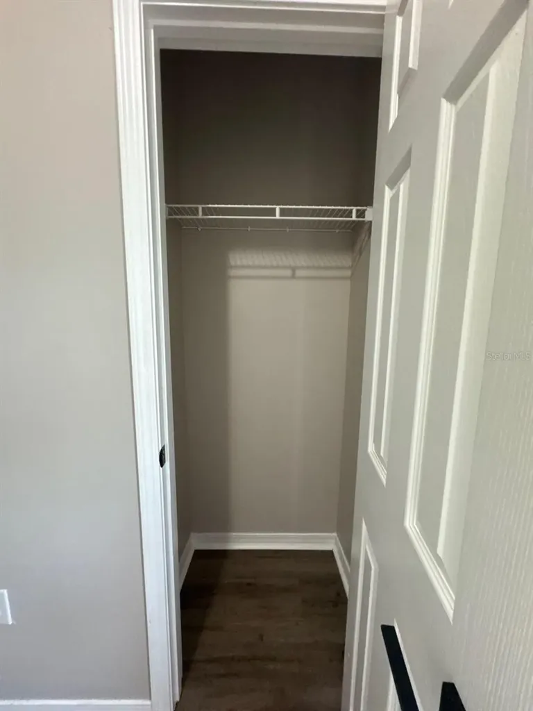2127 Tom Street Navarre FL 32566