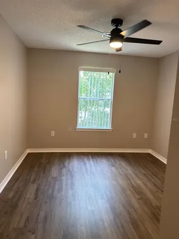 2127 Tom Street Navarre FL 32566
