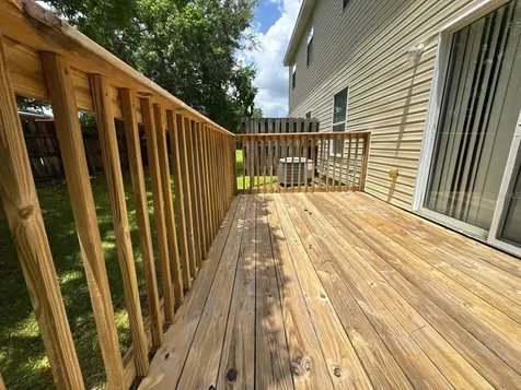 2127 Tom Street Navarre FL 32566