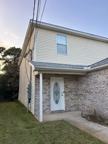 2127 Tom Street Navarre FL 32566