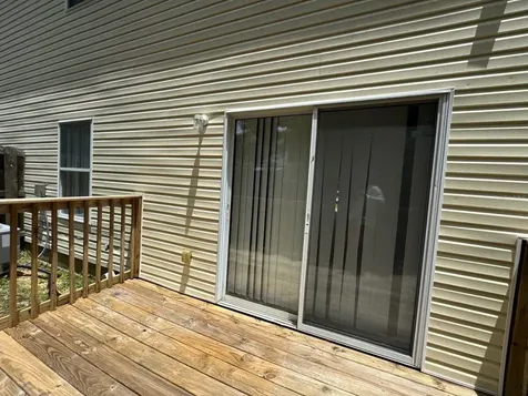 2127 Tom Street Navarre FL 32566