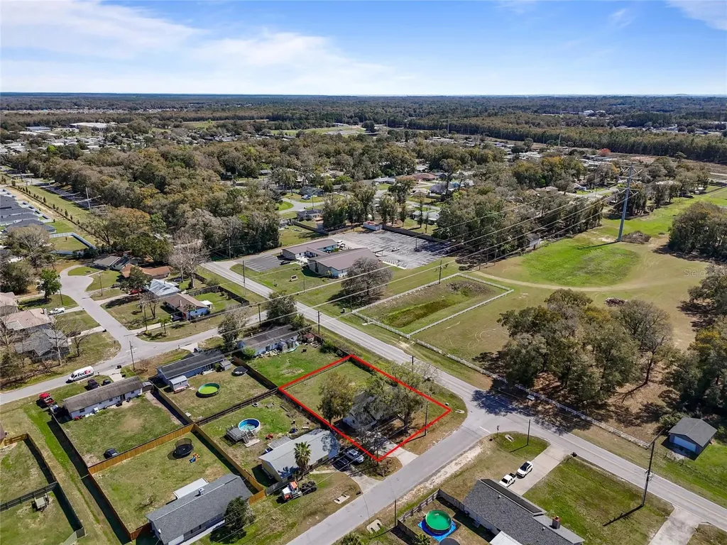 3501 NE 28th Terrace Ocala FL 34479
