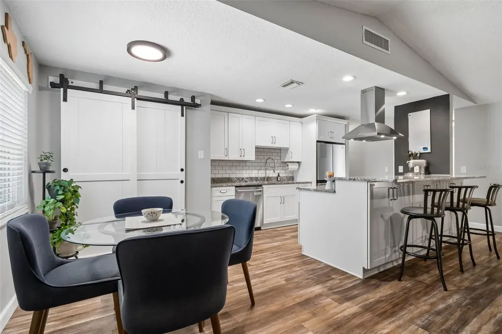 4111 N Bay Hills Boulevard Safety Harbor FL 34695
