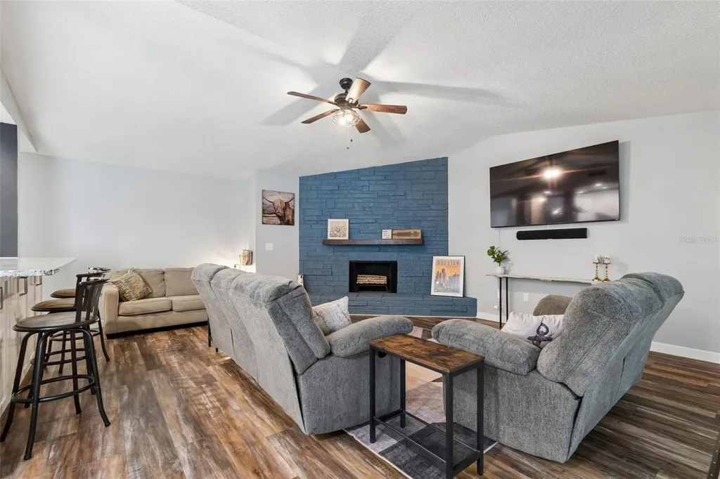4111 N Bay Hills Boulevard Safety Harbor FL 34695