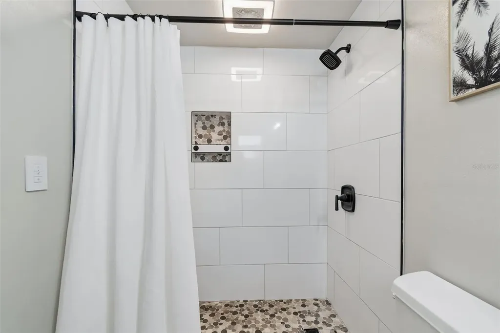 4111 N Bay Hills Boulevard Safety Harbor FL 34695