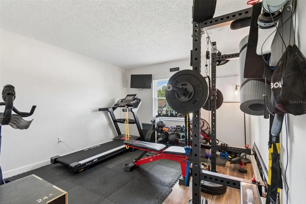 4111 N Bay Hills Boulevard Safety Harbor FL 34695