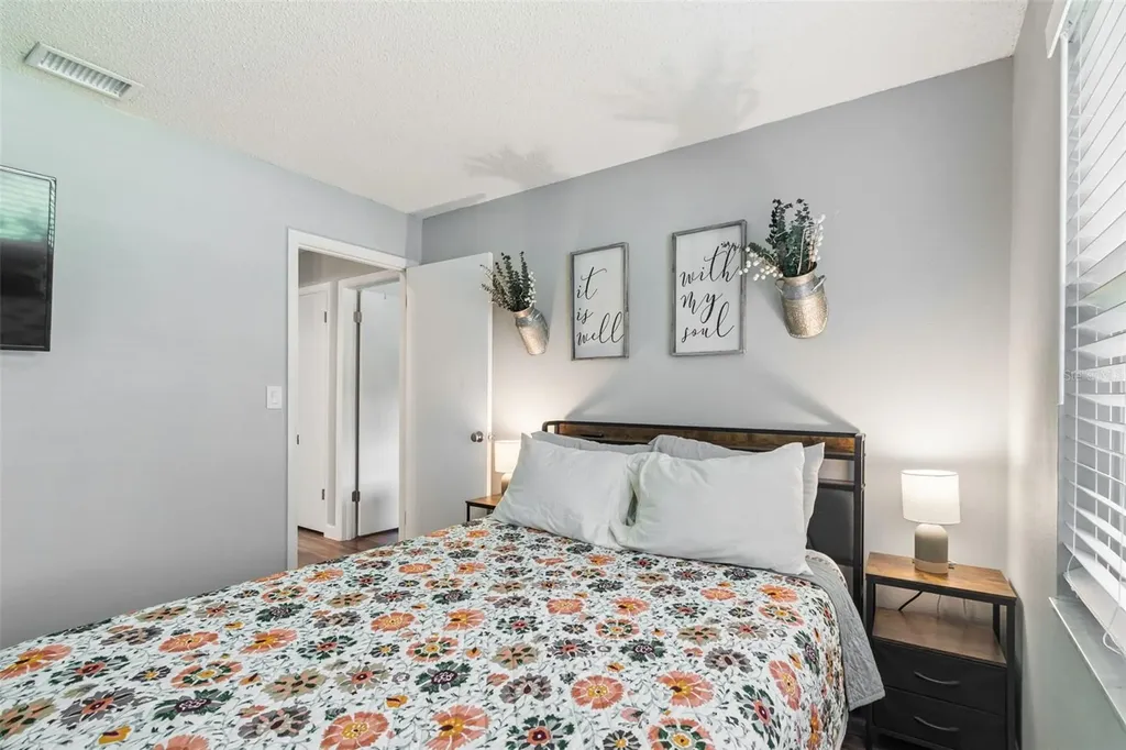 4111 N Bay Hills Boulevard Safety Harbor FL 34695