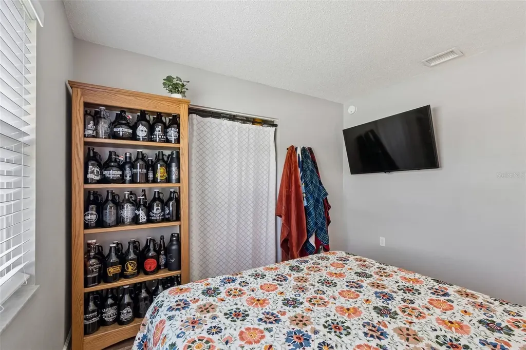 4111 N Bay Hills Boulevard Safety Harbor FL 34695
