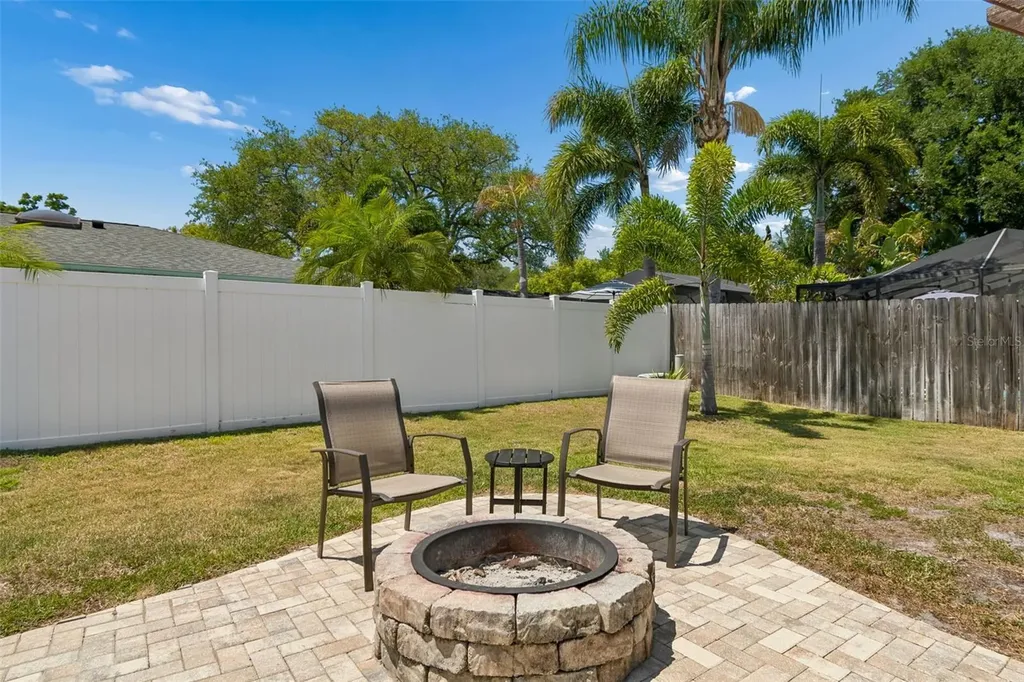 4111 N Bay Hills Boulevard Safety Harbor FL 34695