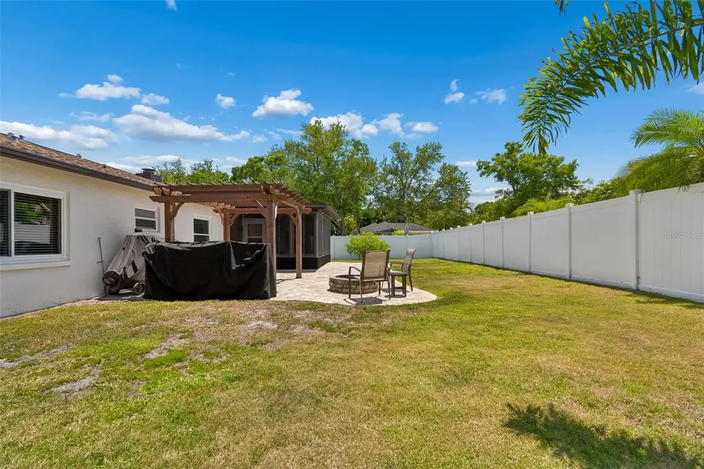 4111 N Bay Hills Boulevard Safety Harbor FL 34695