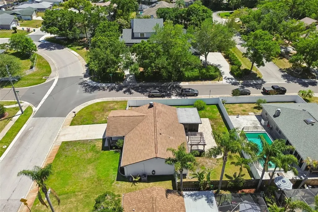 4111 N Bay Hills Boulevard Safety Harbor FL 34695