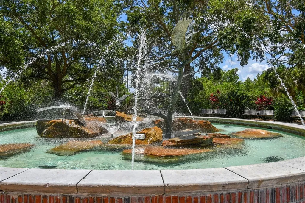 4111 N Bay Hills Boulevard Safety Harbor FL 34695