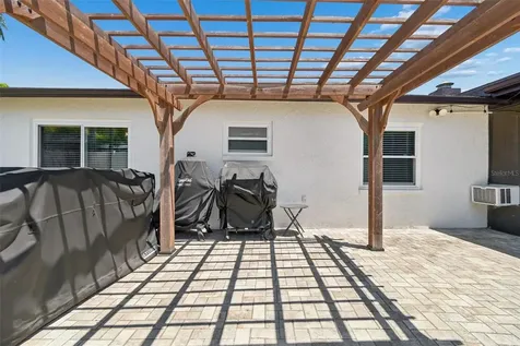 4111 N Bay Hills Boulevard Safety Harbor FL 34695