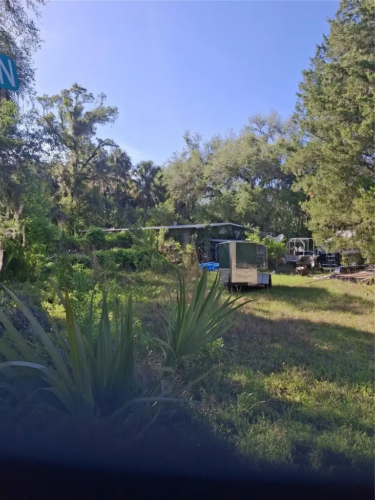 19470 SE 56th Court Inglis FL 34449