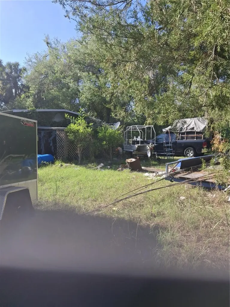 19470 SE 56th Court Inglis FL 34449