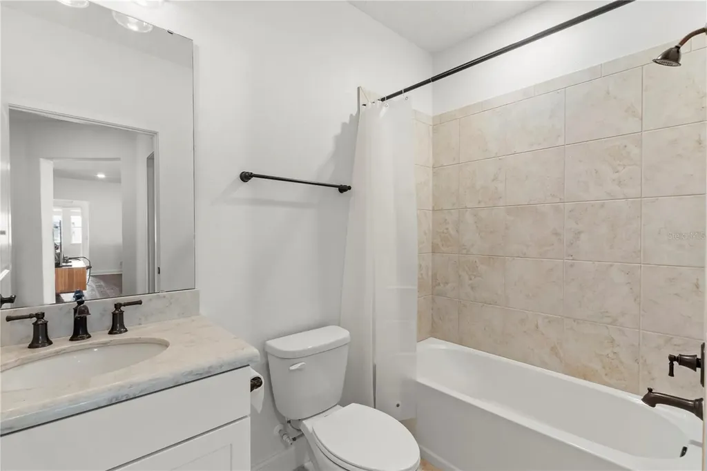 7573 Laureate Boulevard Orlando FL 32827