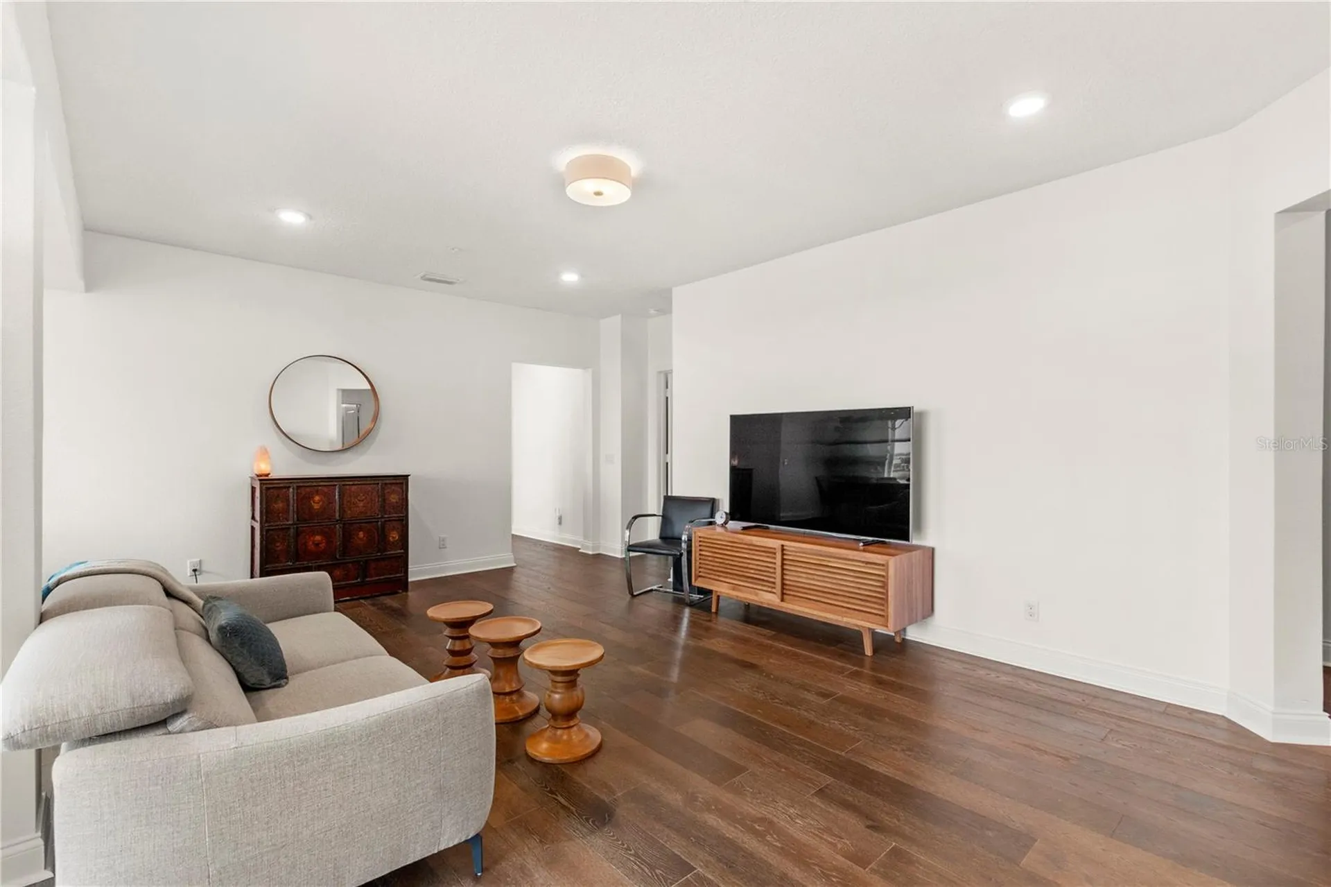 7573 Laureate Boulevard Orlando FL 32827