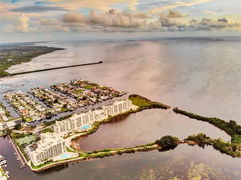5915 Sea Ranch Drive Hudson FL 34667