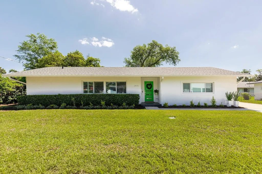 2415 Eaton Lane Orlando FL 32804