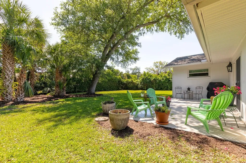2415 Eaton Lane Orlando FL 32804