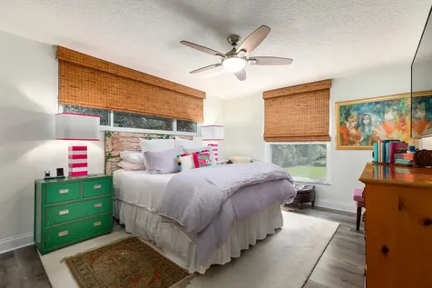 2415 Eaton Lane Orlando FL 32804