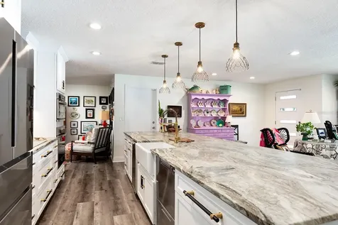 2415 Eaton Lane Orlando FL 32804