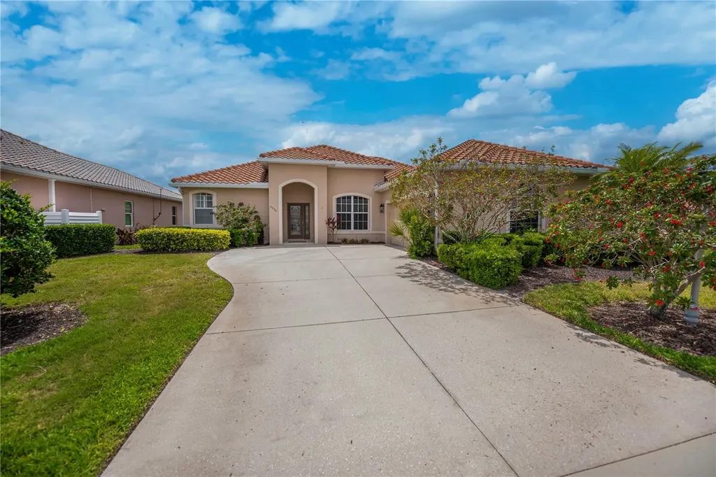 2996 Phoenix Palm Terrace North Port FL 34288