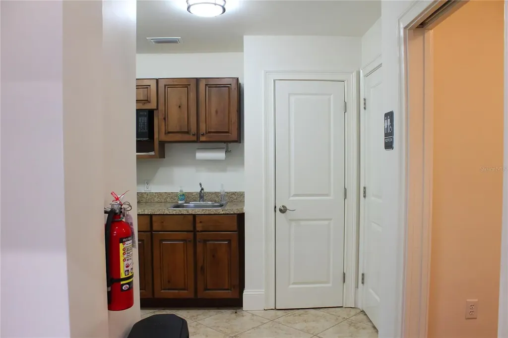 2518 S Florida Avenue Lakeland FL 33803