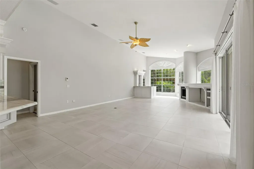 6153 New Osprey Point Weeki Wachee FL 34607