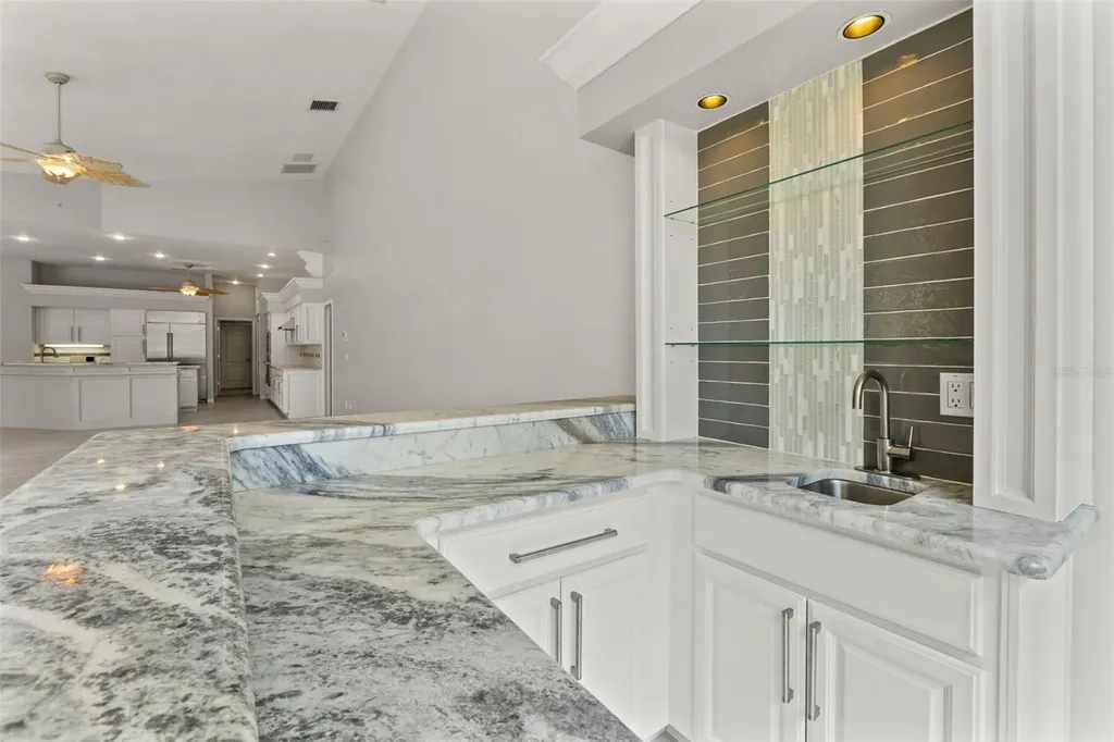 6153 New Osprey Point Weeki Wachee FL 34607