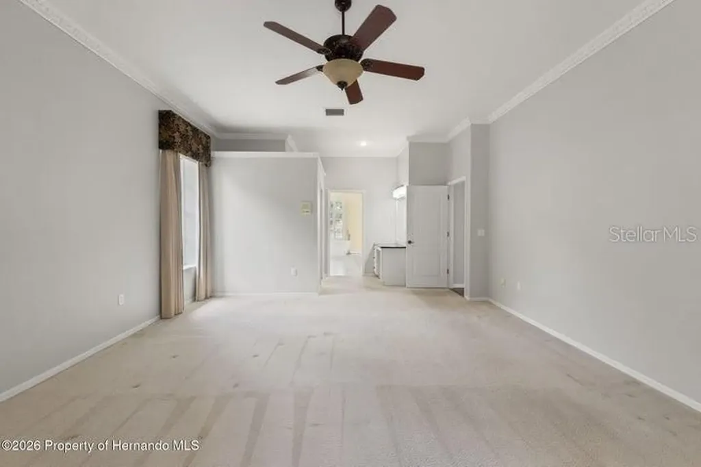 6153 New Osprey Point Weeki Wachee FL 34607