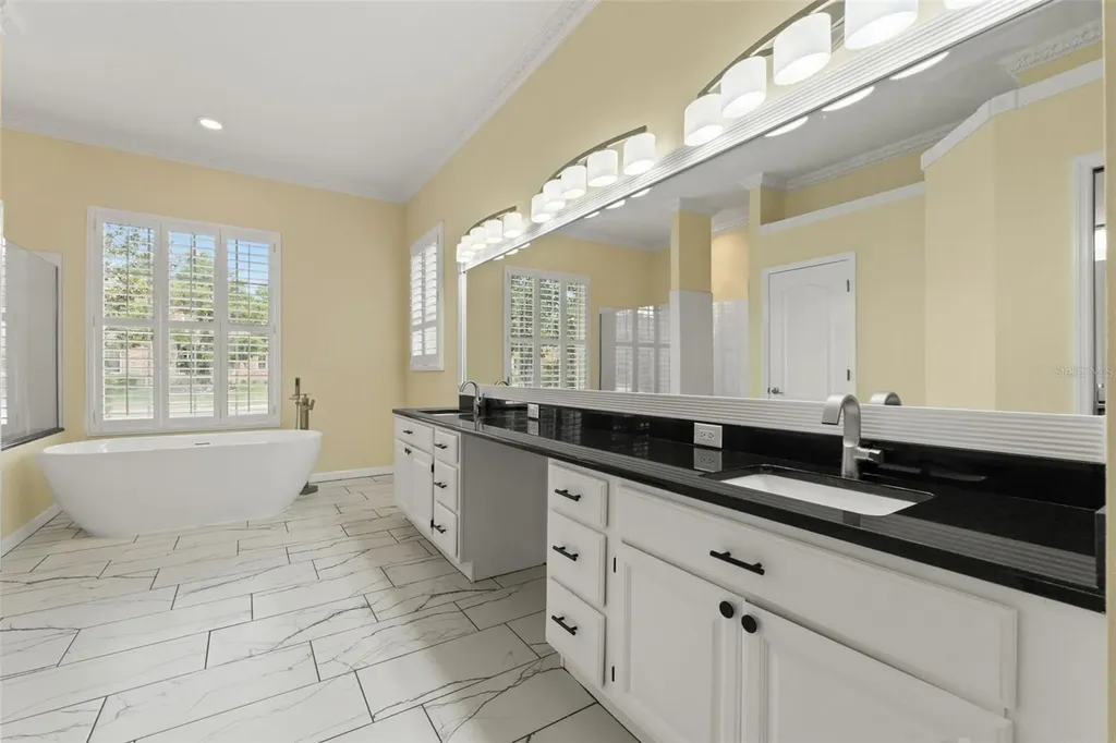 6153 New Osprey Point Weeki Wachee FL 34607
