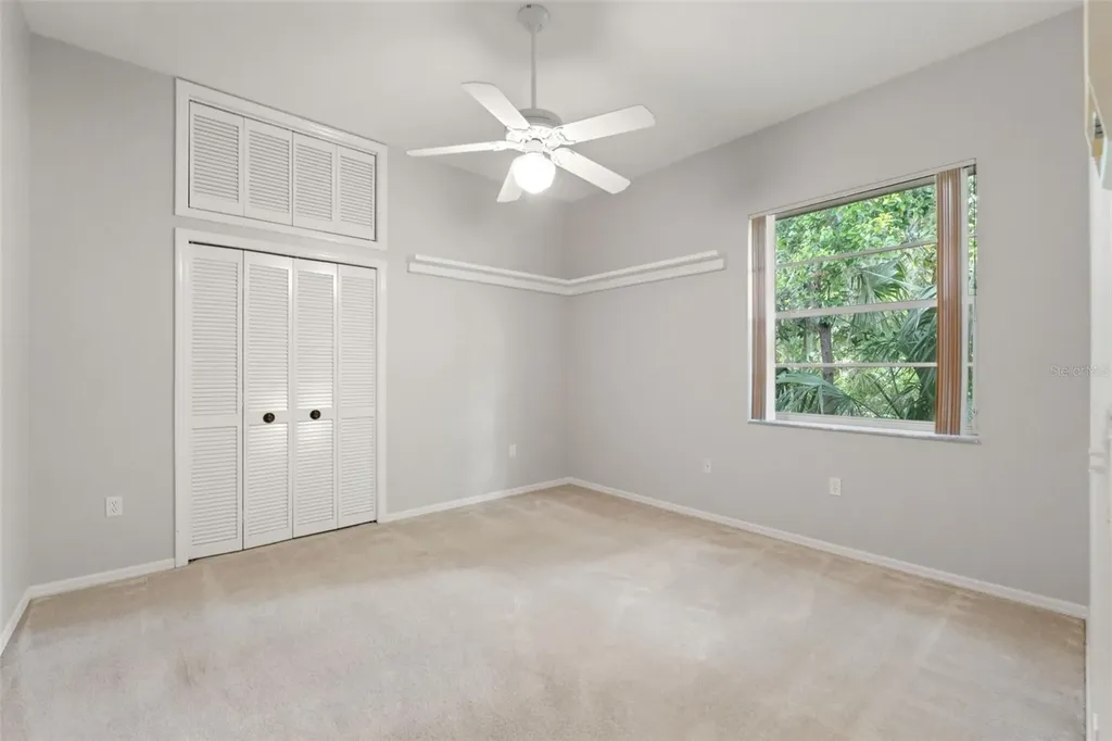 6153 New Osprey Point Weeki Wachee FL 34607