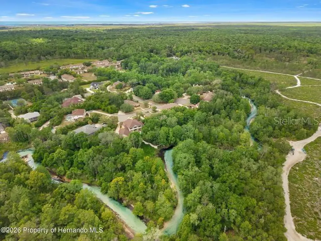 6153 New Osprey Point Weeki Wachee FL 34607