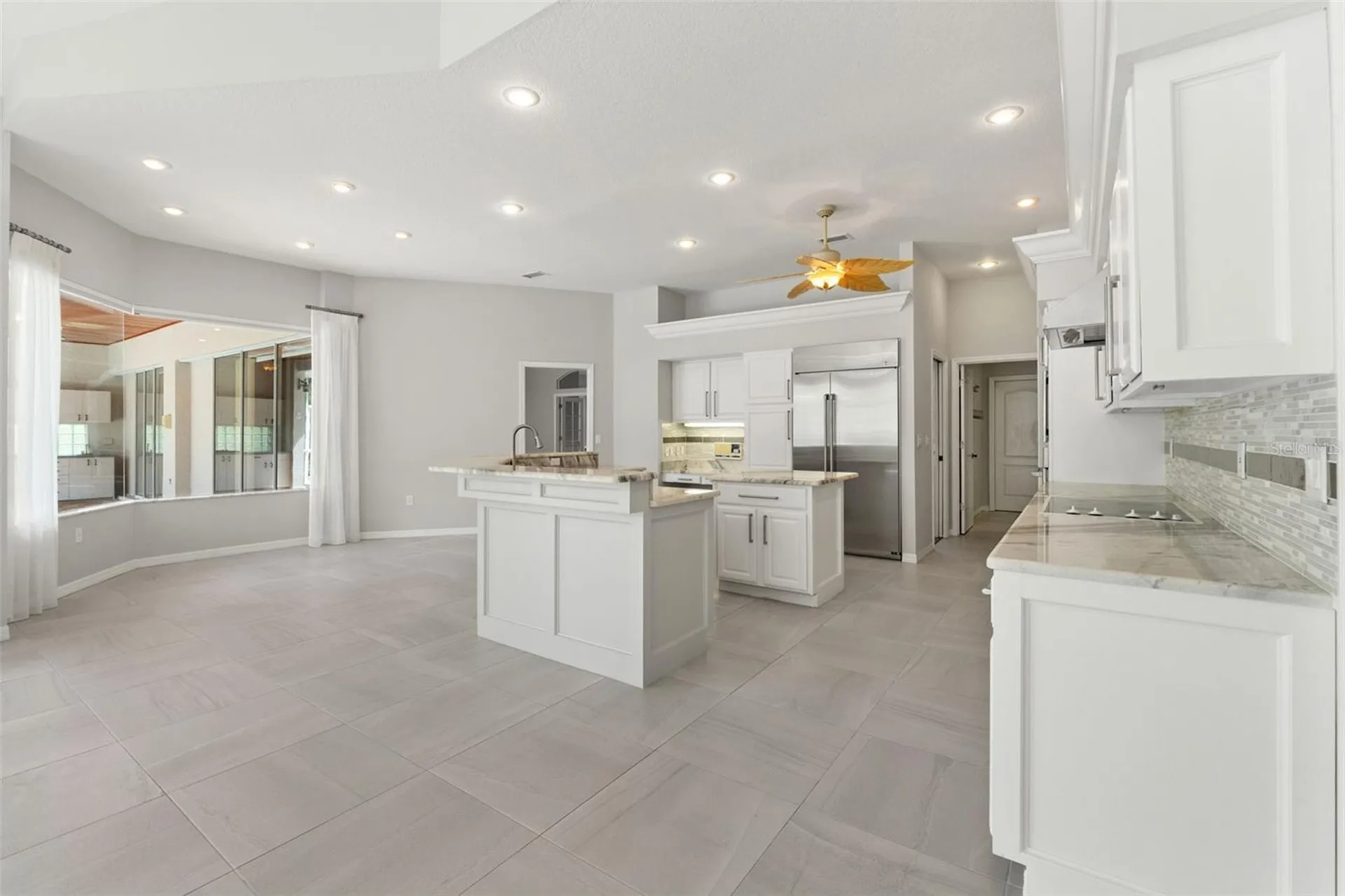 6153 New Osprey Point Weeki Wachee FL 34607