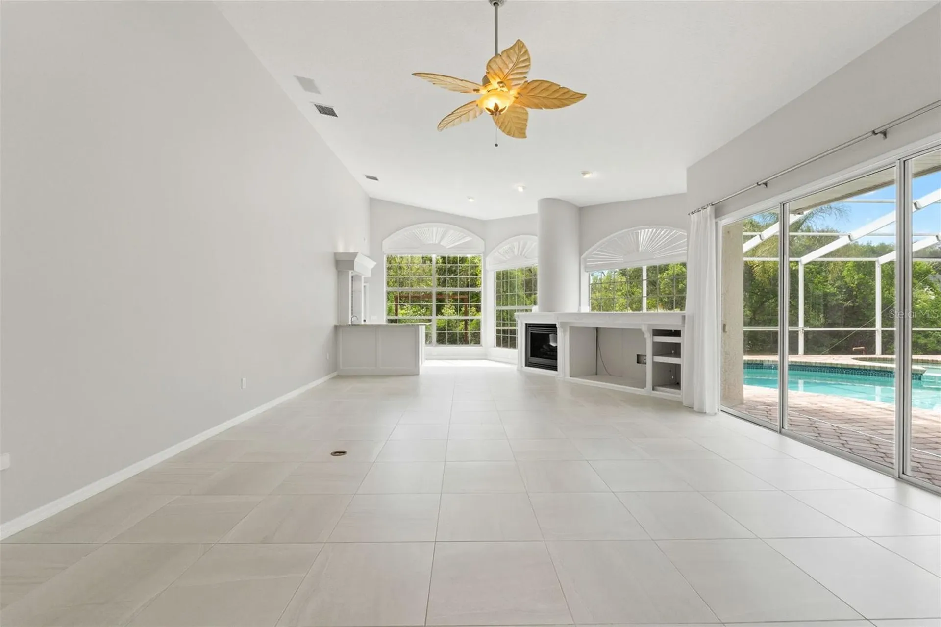 6153 New Osprey Point Weeki Wachee FL 34607