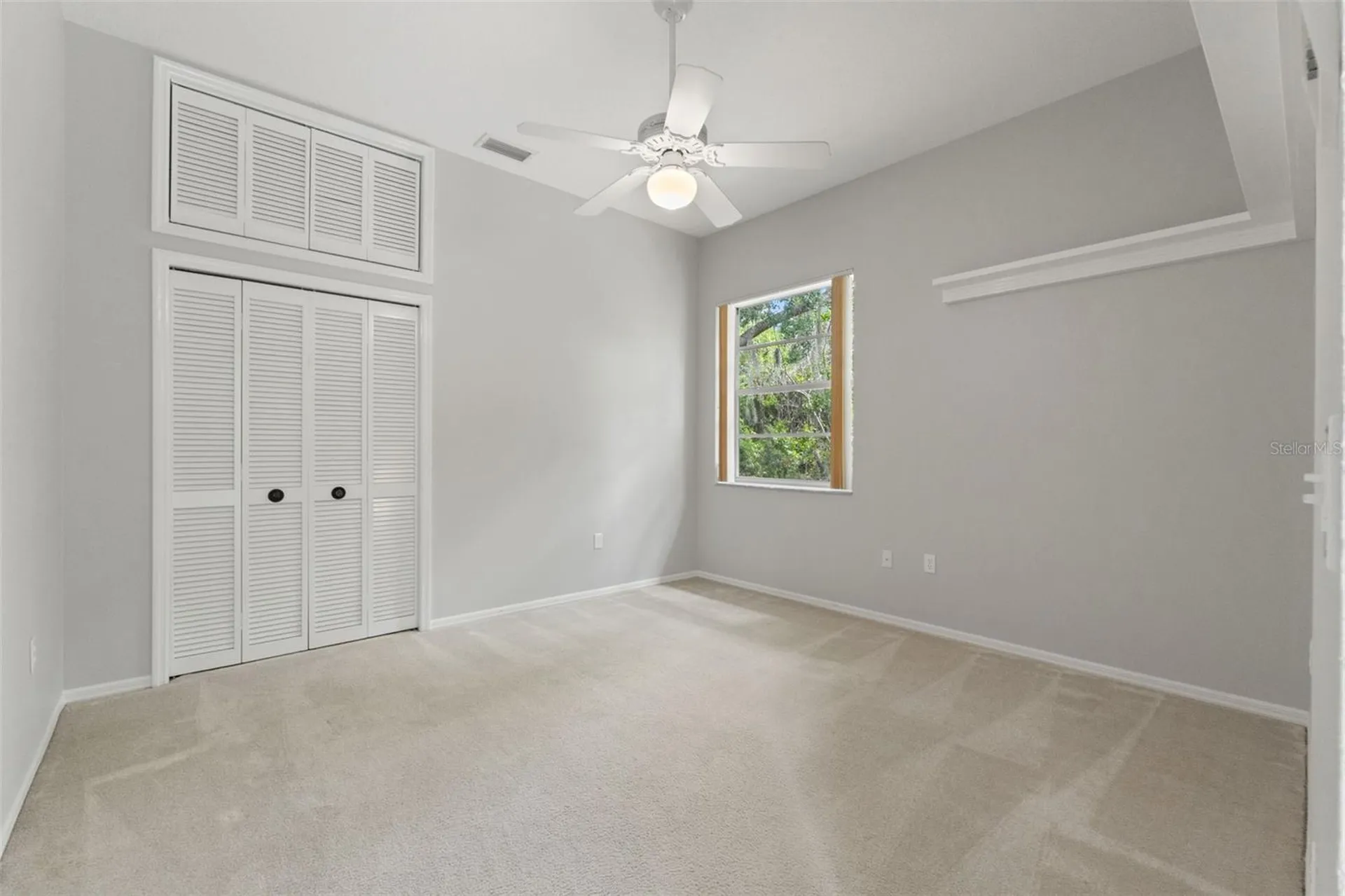 6153 New Osprey Point Weeki Wachee FL 34607