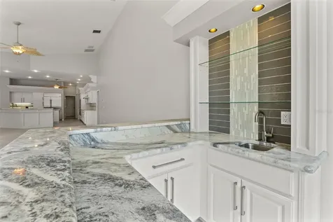 6153 New Osprey Point Weeki Wachee FL 34607