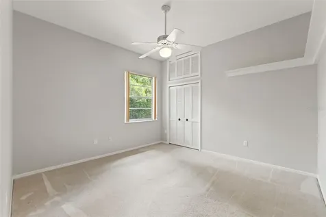6153 New Osprey Point Weeki Wachee FL 34607