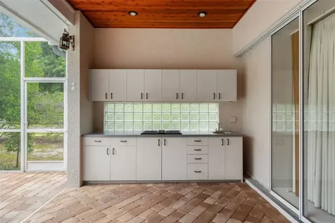 6153 New Osprey Point Weeki Wachee FL 34607