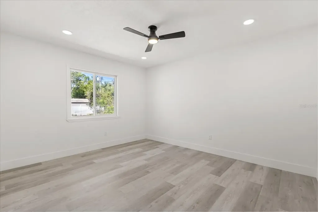 918 N Atmore Circle Deltona FL 32725