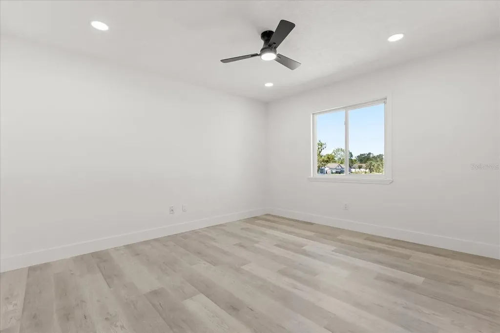 918 N Atmore Circle Deltona FL 32725