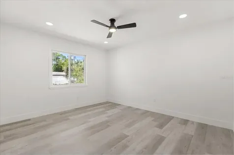 918 N Atmore Circle Deltona FL 32725