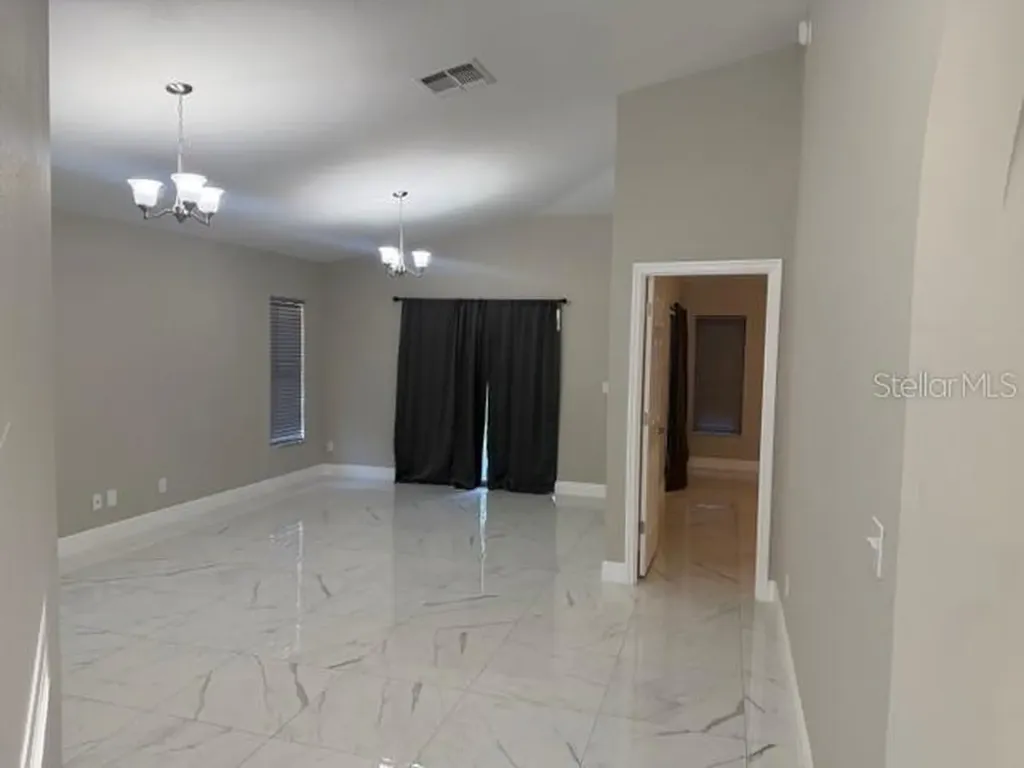 3212 E Wilder Avenue Tampa FL 33610