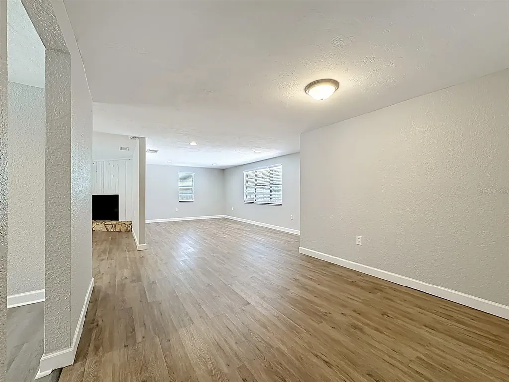 2144 Oak Terrace Sarasota FL 34231