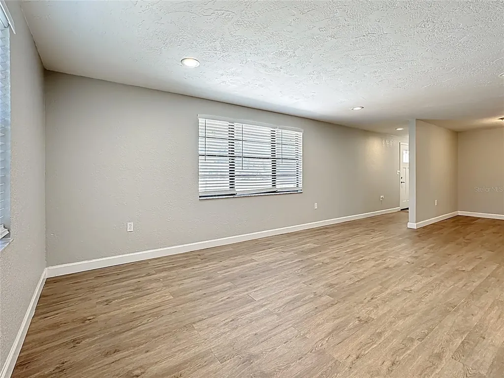 2144 Oak Terrace Sarasota FL 34231
