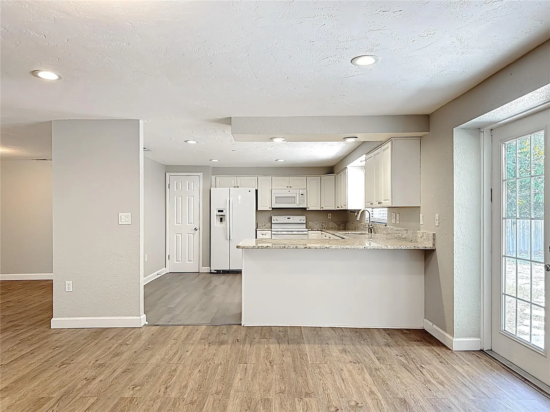 2144 Oak Terrace Sarasota FL 34231