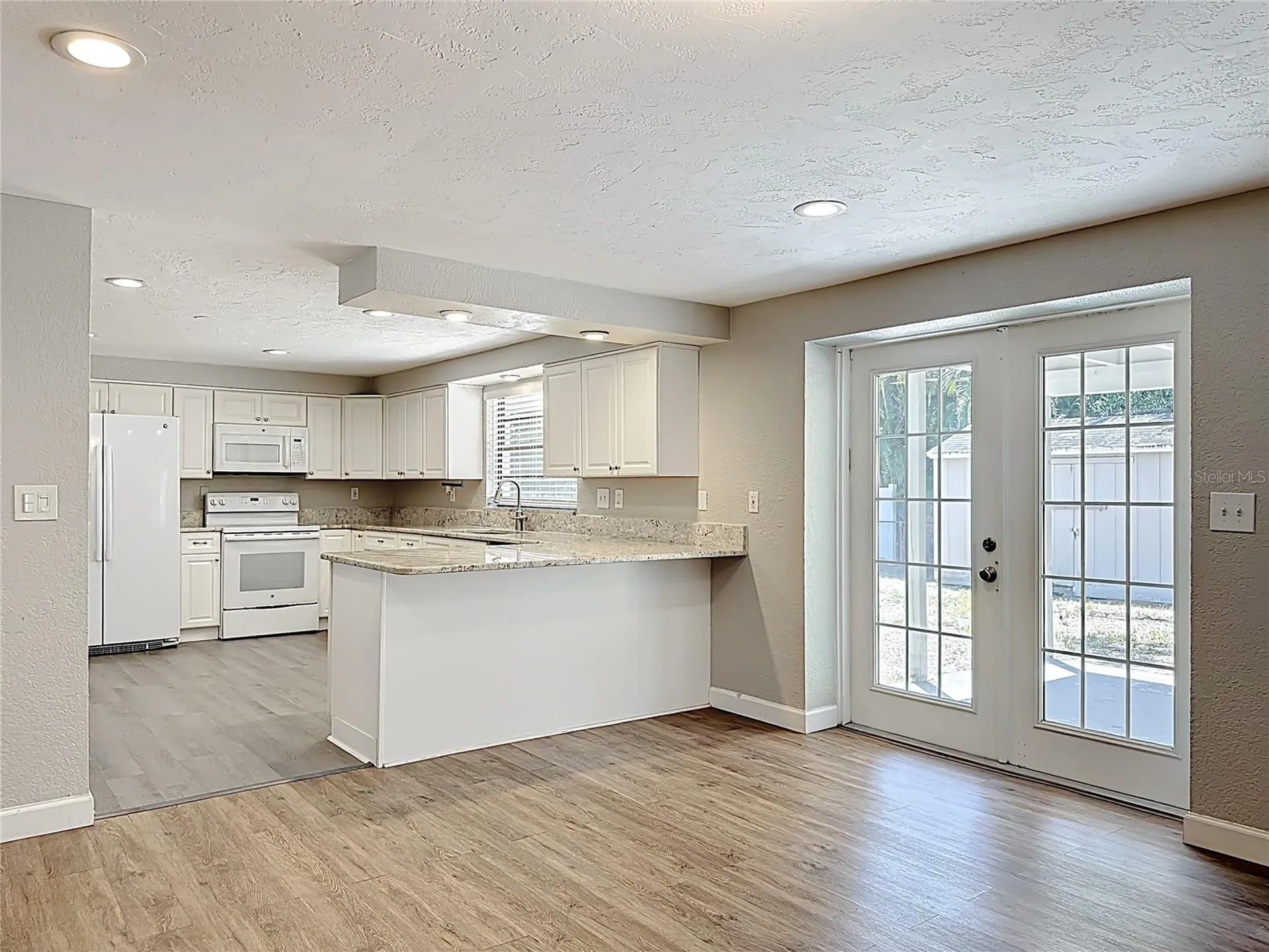 2144 Oak Terrace Sarasota FL 34231