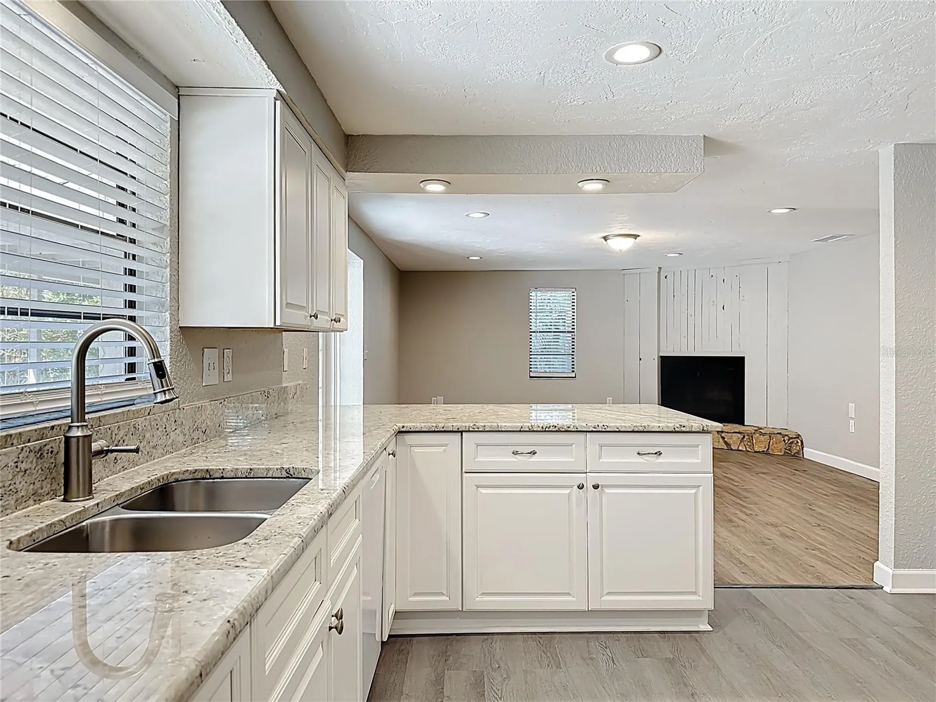 2144 Oak Terrace Sarasota FL 34231