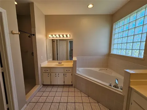 17817 SE 115th Court Summerfield FL 34491